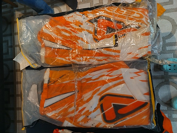 Product image 4 of 9