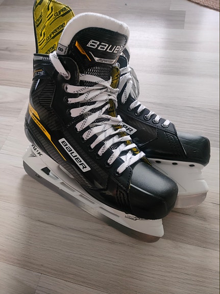 BAUER ELITE hokkarit 43 ( 8 )