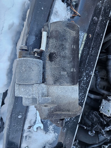 Volvo v70 2008 mk3 d5 starttimoottori