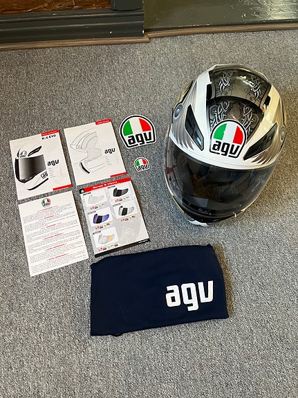 AGV K4 EVO moottoripyöräkypärä, koko S
