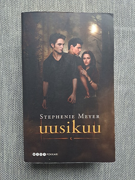 Stephenie Meyer: Uusikuu