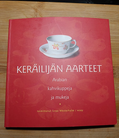 Arabian kahvikupit ja mukit kirja
