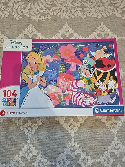Clementoni Disney Classics Alice in Wonderland palapeli 104 palaa