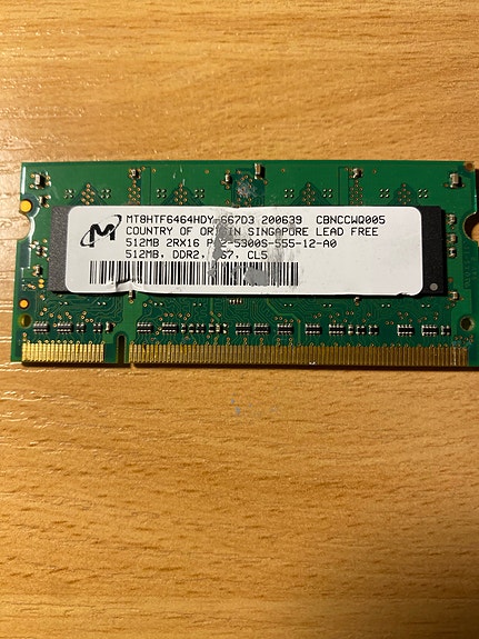 Micron 512 Mt DDR2 SO-DIMM RAM-muisti