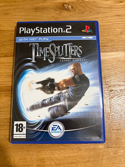 EA Games TimeSplitters Future Perfect Playstation 2 -peli