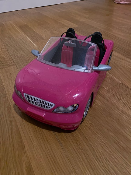 Barbie avoauto