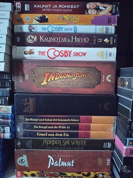 Dvd sarja bokseja