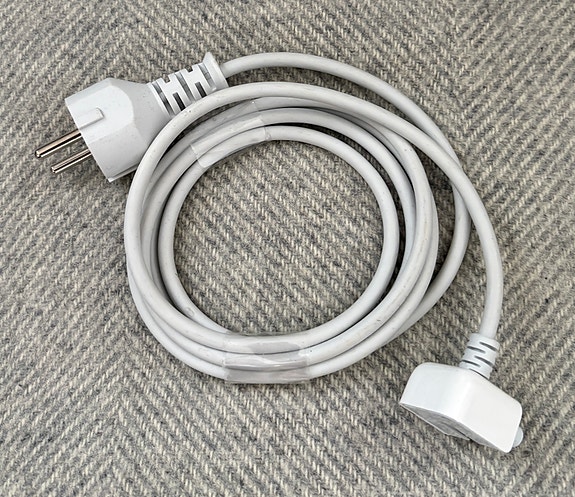 Apple Macbook virtalähteen jatkokaapeli - Uusi