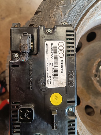 Audi A6 C6 Avant 2.0TFSI ajotietokone