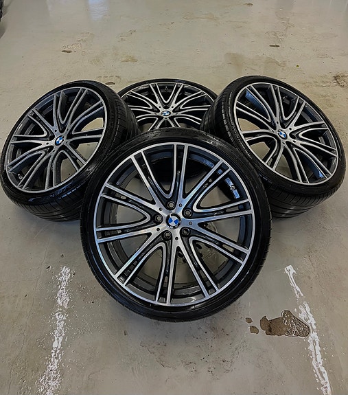 Bmw Individual Oem vanteet 20” Pirellin Pzero renkailla