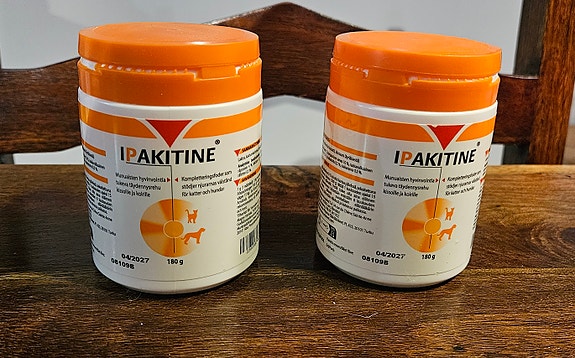Product image 1 of 2