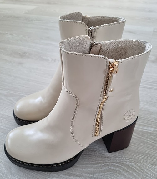 Rieker nilkkurit koko 40 beige