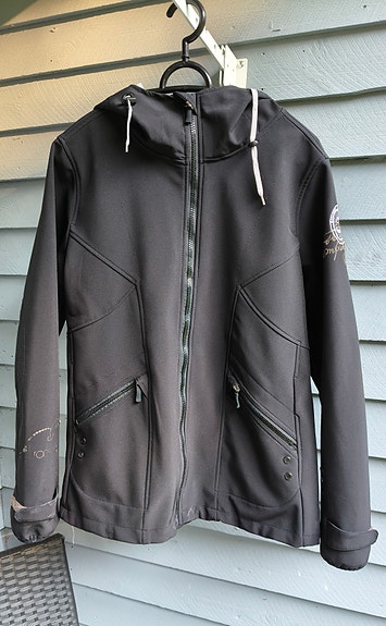 Torstai naisten softshell-ulkoilutakki 40