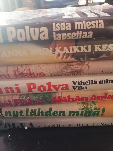 Anni Polvan kirjoja