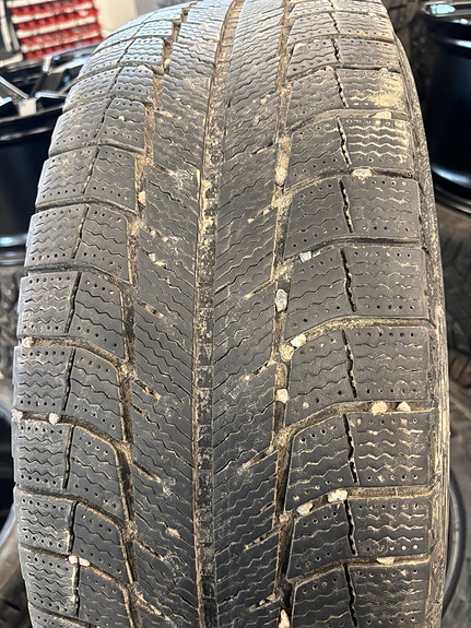 235/60R18 107T Michelin Latitude X-ICE XI2 160.-/4kpl