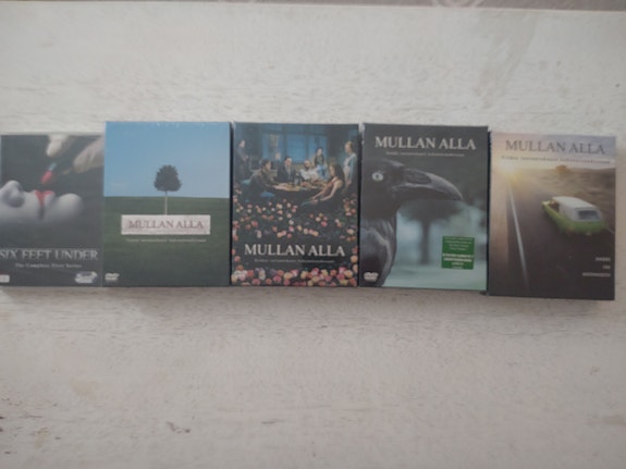 Mullan alla, avaamattomia, kaikki kaudet