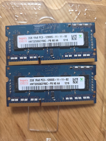 Hynix 2GB DDR3 SO-DIMM RAM-muisti 2 kpl