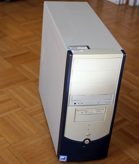 Retrotietokone, Windows XP SP4