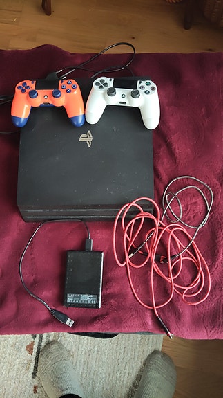 Ps 4