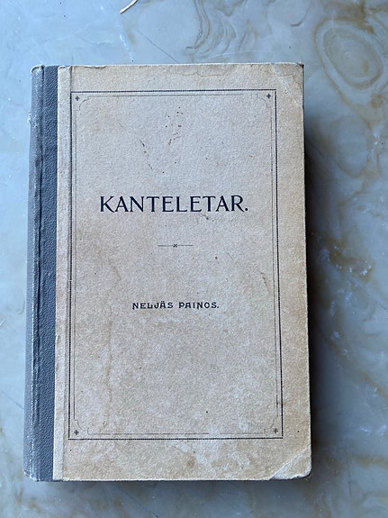 Kanteletar kirja kovakantinen