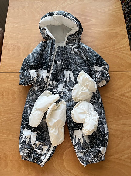 Muumin by Reima talvihaalari + tumput ja töppöset