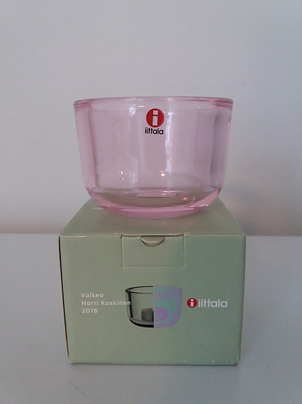Valkea kynttilälyhty Iittala vaalea pinkki