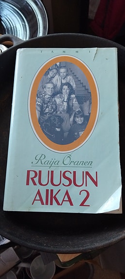 Ruusun aika kirja
