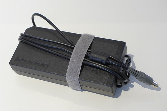 Lenovo 170W virtalähde