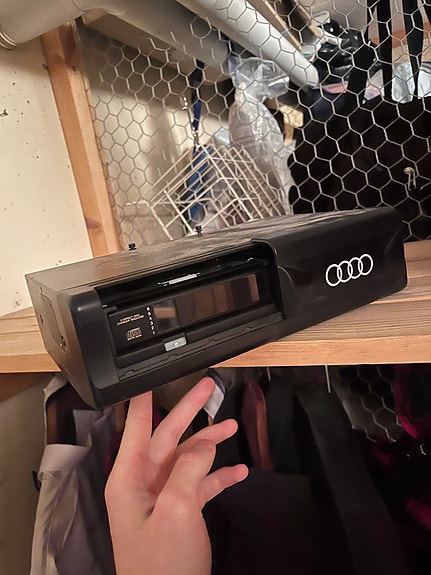 Audi A8/S8 D2 CD-vaihtaja Alkuperäinen