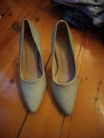 Hopeiset glitter korkokengät koko 37