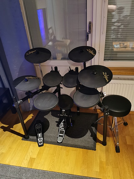 Product image 2 of 6