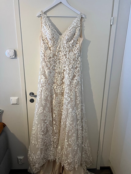 Morilee hääpuku 40