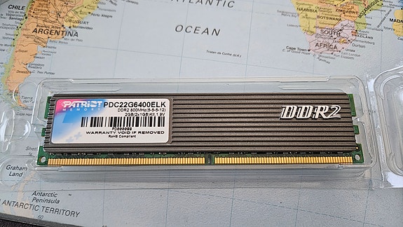 DDR2 800MHz 2GB muisti
