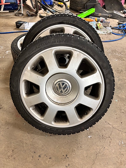 VW phaeton aluvanteet+nastarenkaat