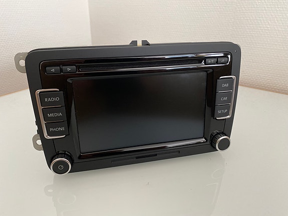 VW RCD 510 DAB+ multimediasoitin