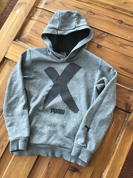 Puma huppari 140