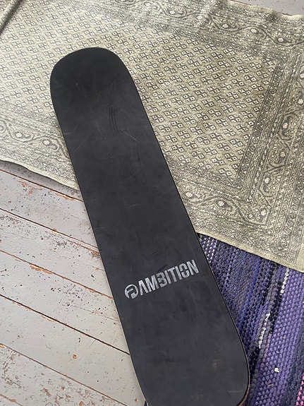 Ambition lumiskeitti