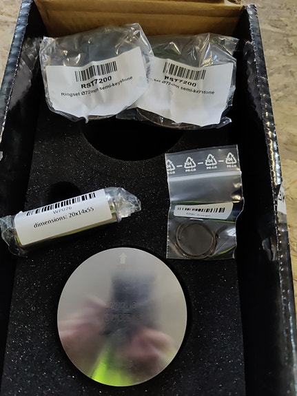 Product image 2 of 3