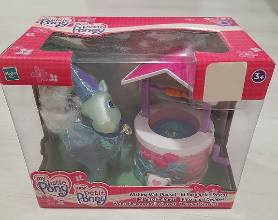 G3 MLP Crystal Crown Wishing Well Playset (2003, MIB)