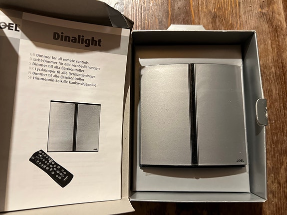 Product image 3 of 3