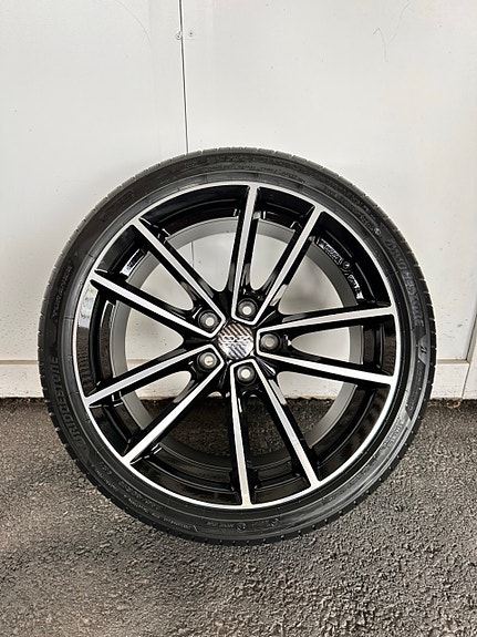 Ajamattomat Borbetin vanteet+Bridgestone Turanza 6.