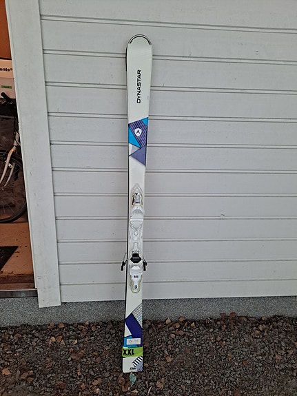 Dynastar laskettelusukset siteillä valkoinen