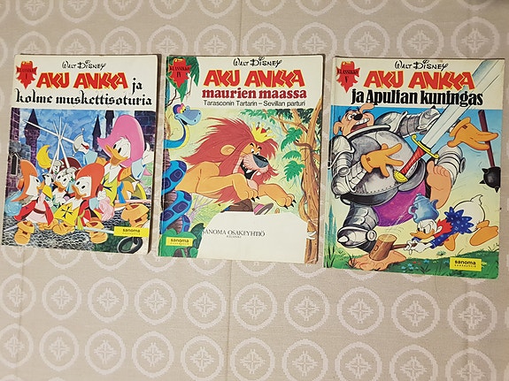 Aku Ankan klassikot nro I, IV, V vuosilta 1972 - 1975 3 kpl parhaimmat tarinat
