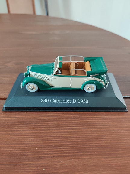 Mercedes-Benz 230 Cabriolet D 1939 pienoismalli