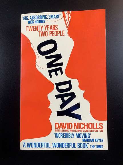 One Day by David Nicholls (Book in English)