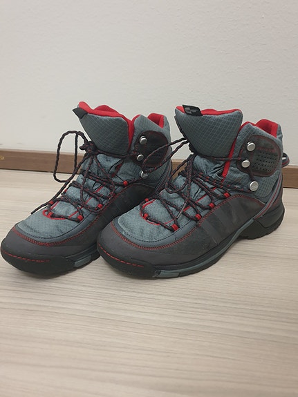 Adidas Goretex 44
