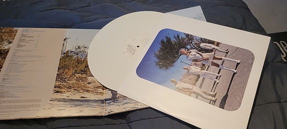 Haloo helsinki vinyyli