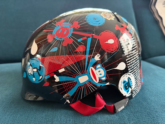 Giro TAG lasten kypärä M-koko