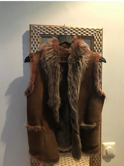 Massimo Dutti liivi ruskea turkis naisille koko 32