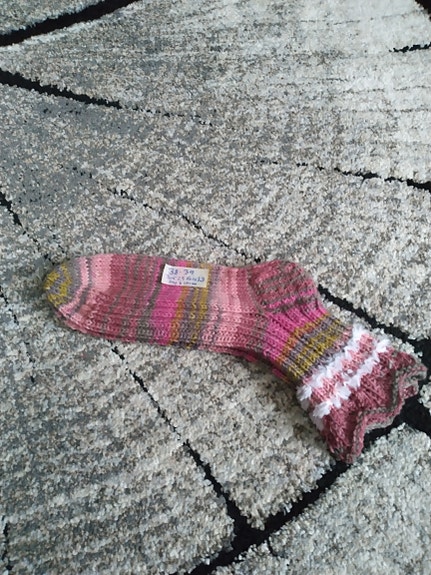Käsintehdyt villasukat naisten monivärinen